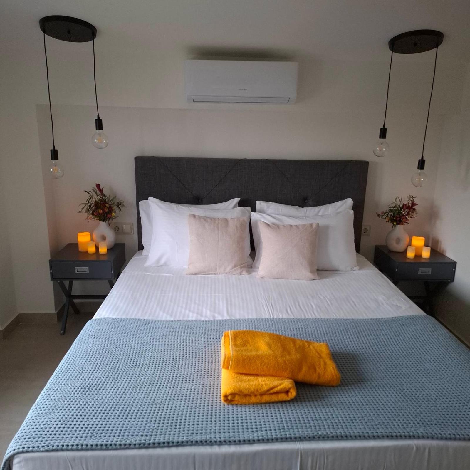 Villas Epta Karpi Complex Of 7 Luxury Villas Skriperon Exteriér fotografie